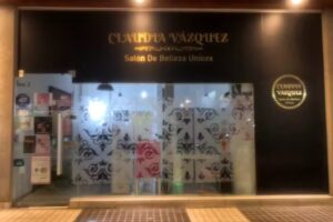 Claudia V&aacute;zquez Sal&oacute;n de Belleza