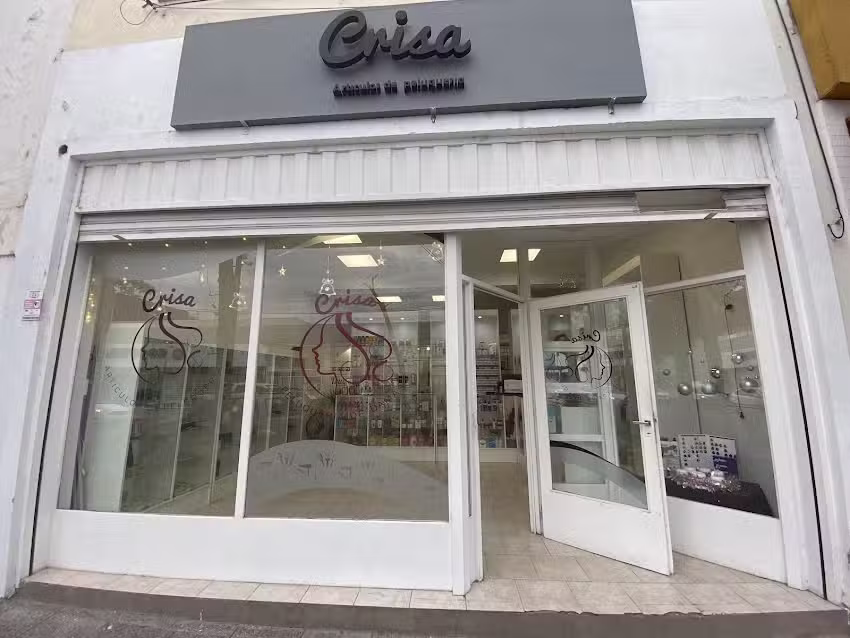 Crisa &ndash; Peluquer&iacute;a y art&iacute;culos de peluquer&iacute;a