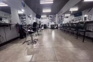 Cristhian Riquelme salon unisex