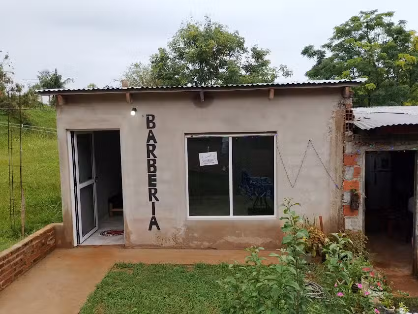 Damian barber&iacute;a