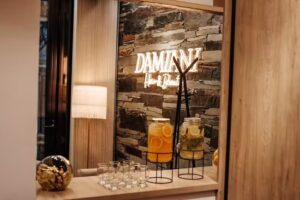 DAMIANI HAIR & BEAUTY