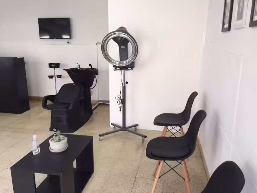 DaSh Peluquer&iacute;a Femenina