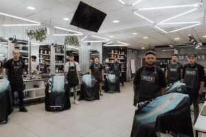 DE SOUSA`S HAIR STUDIO