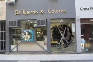 De Tijeras & Colores