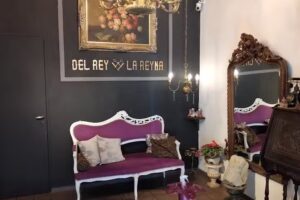 Del Rey y de la Reyna