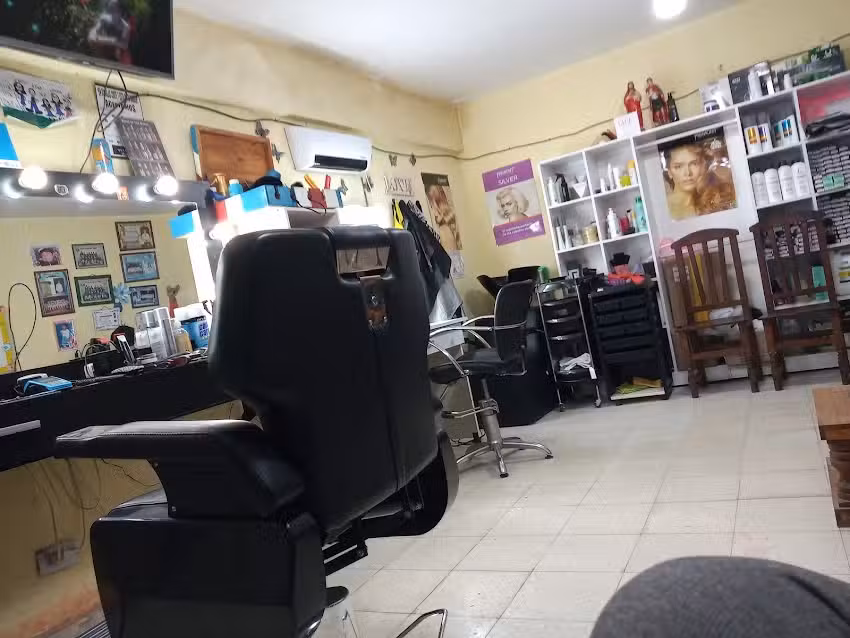 DOUGLAS EDUARDO &ldquo;PELUQUER&Iacute;A MASCULINA&rdquo;