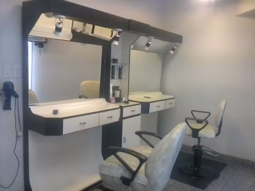 Ella&El sal&oacute;n unisex