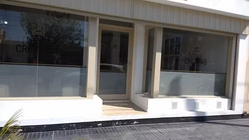 Emanuel Crettino Estilista