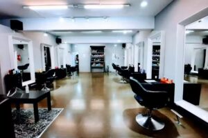 Estilo Abigail Peluqueria