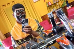 Estilos Sal&oacute;n Unisex (Gustavo Coletti Estilista)