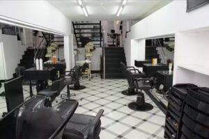 Eugenio y Gaston Burgues Salon de Estilistas SRL