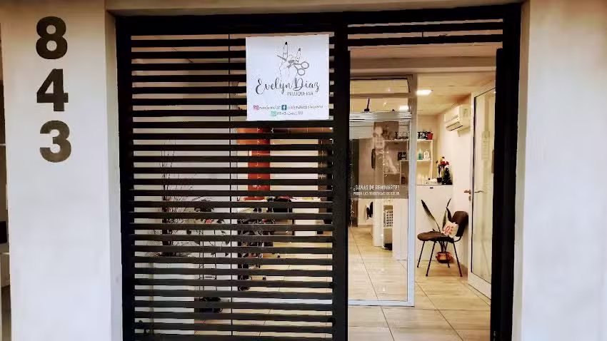 Evelyn Diaz Peluqueria UNISEX