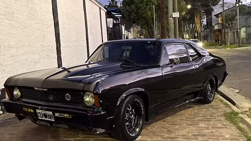 Fara&oacute;n &ndash; Barber Club