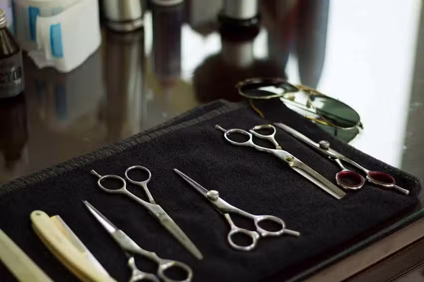 FEDERICO SEISAS Peluquer&iacute;a & Barbershop