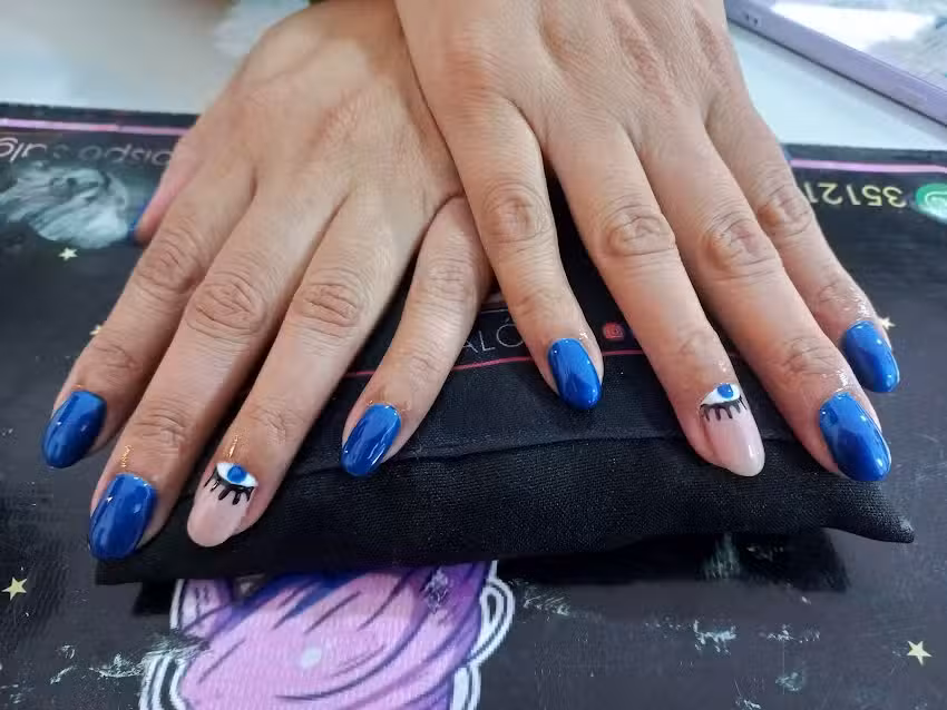 Gato Negro Sal&oacute;n