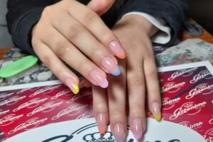 Ger&oacute;nima Style Peluquer&iacute;a y Barber&iacute;a