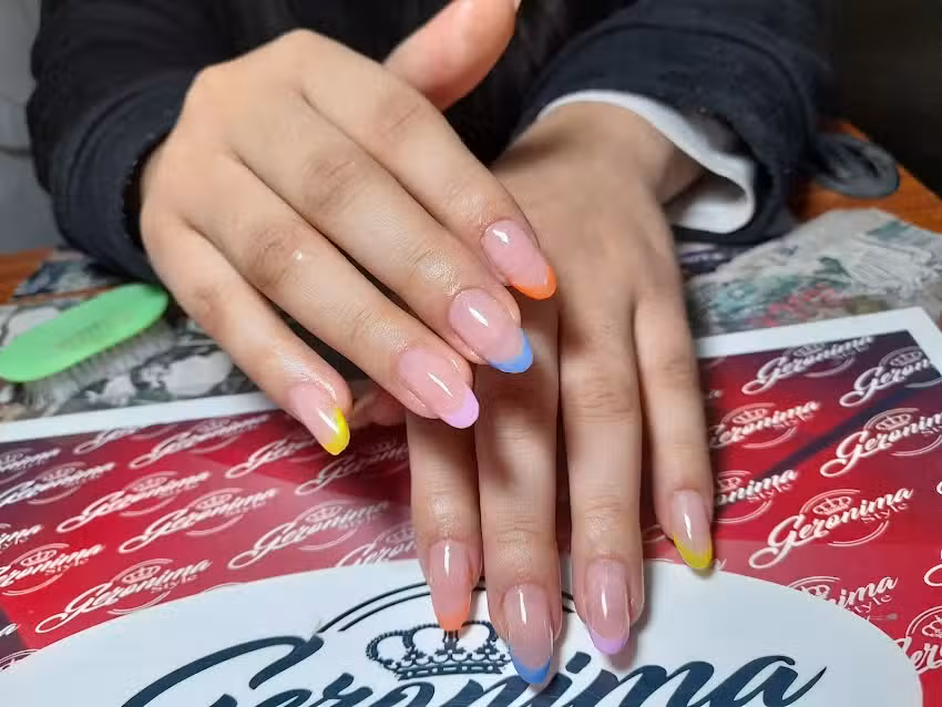 Ger&oacute;nima Style Peluquer&iacute;a y Barber&iacute;a