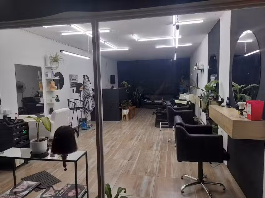 GMC peluquer&iacute;a y barber&iacute;a