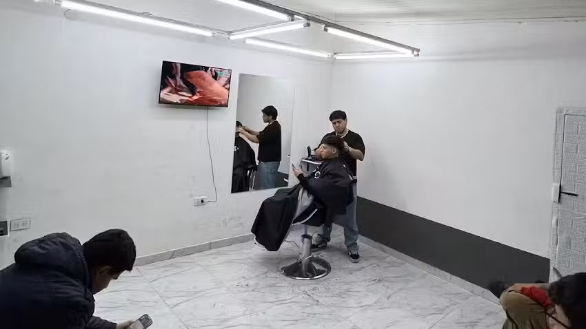 GOYA BARBER STUDIO