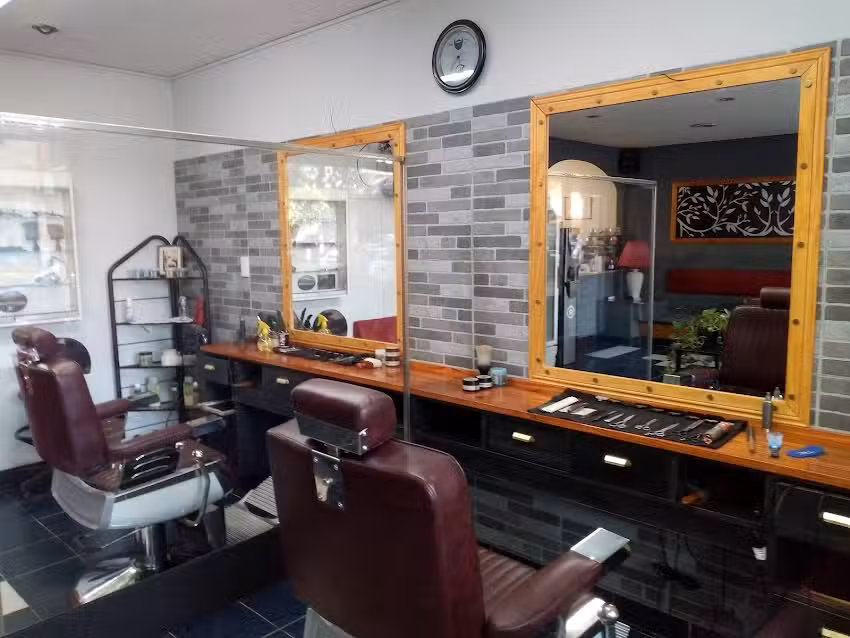 Gr Barber&iacute;a Peluquer&iacute;a