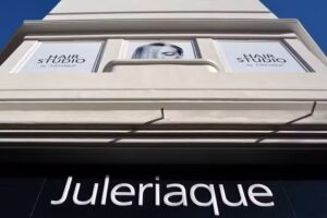 Hair Studio by Juleriaque