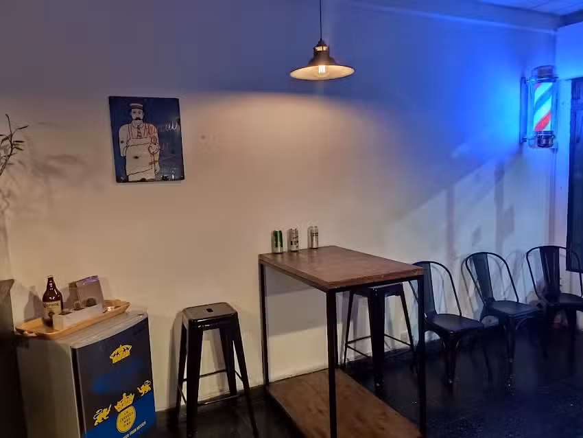 HS &ndash; Facundo Cori &ndash; Barbero &ndash; Peuqueria Unisex