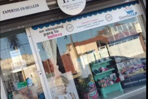 IAP Chacabuco Instituto Argentino de Peluqueria y Belleza. Servicios de Peluquer&iacute;a unisex, barber&iacute;a, est&eacute;tica,Tienda