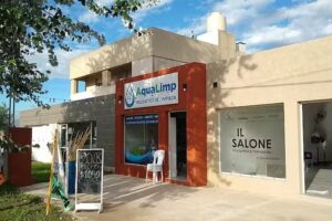 IL Salone peluquer&iacute;a y perfumer&iacute;a de sal&oacute;n