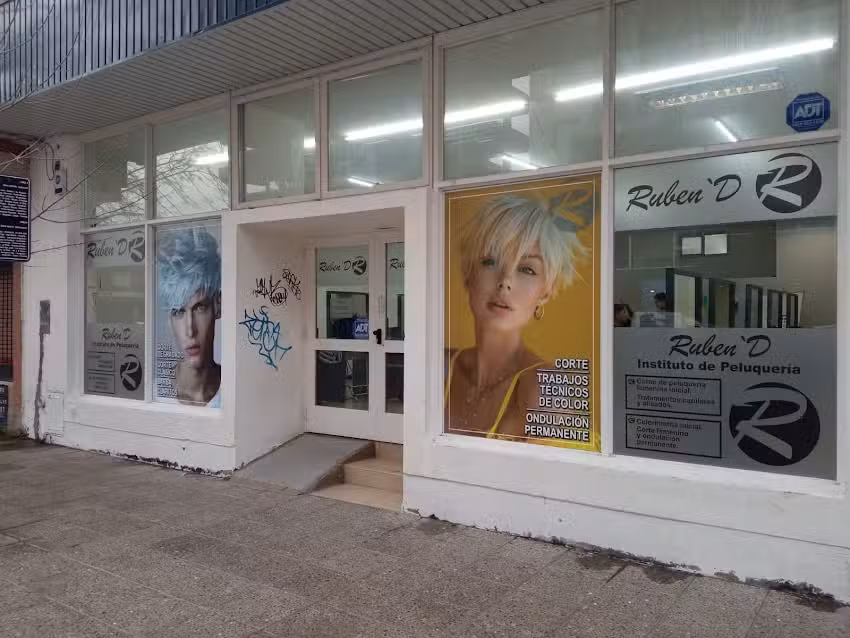 Instituto de peluquer&iacute;a Ruben &lsquo;DR