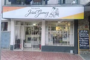 Jes&uacute;s G&oacute;mez Creaciones y Tendencias