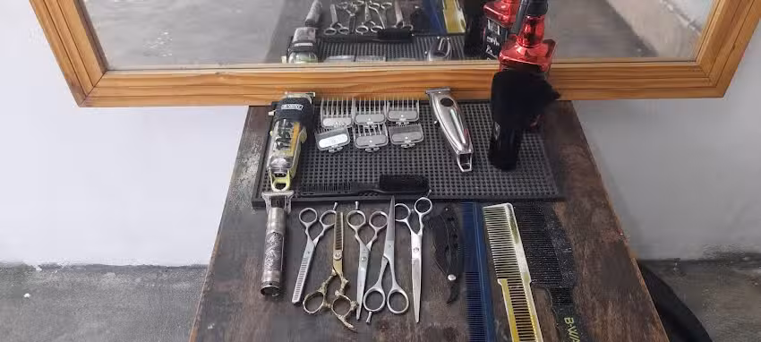 JIREH PELUQUERIA MASCULINA