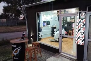JR BARBERSHOP