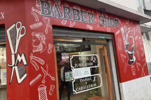 Julio Moyano Estilista Unisex