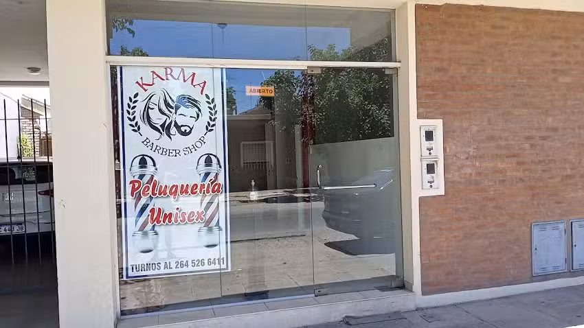 Karma Barberia Peluqueria