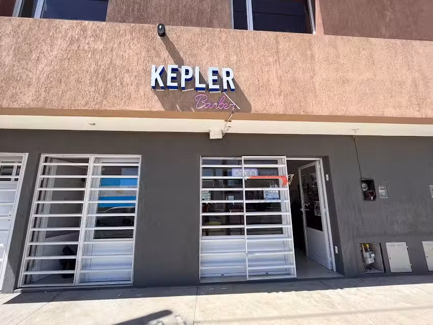 Kepler Barber