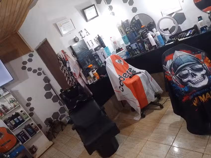 LA ESQUINA BARBERSHOP