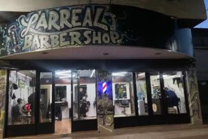 Larreal Barber