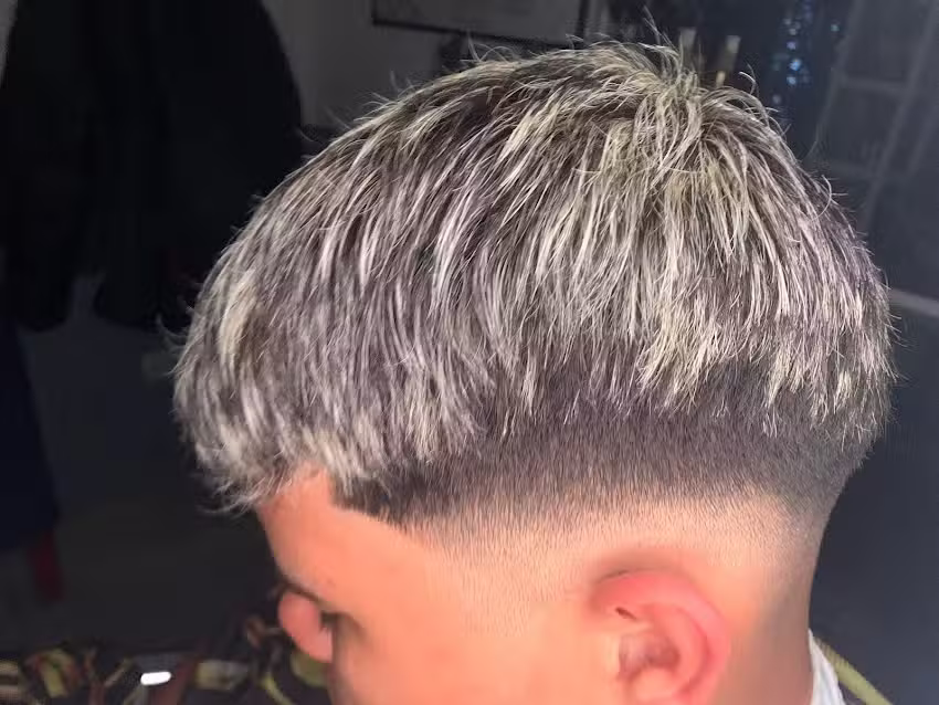 Lauriana Barber & Peluquer&iacute;a