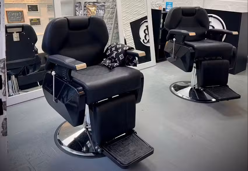 LB BARBER STUDIO