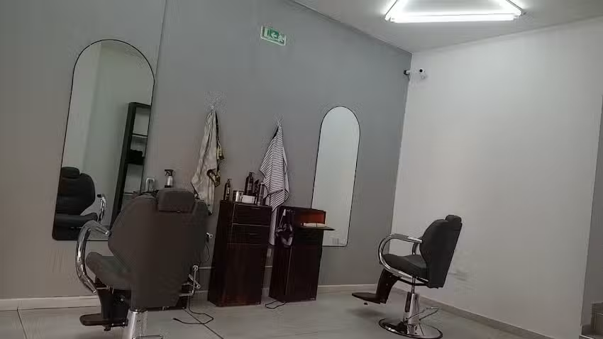 Lign&eacute;e Barber Club