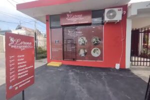 LORENA PELUQUER&Iacute;A