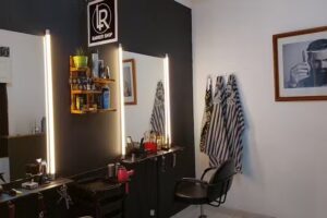 LR BARBER STUDIO
