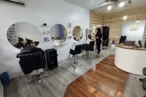 Luxury Sal&oacute;n de Belleza Boutique &ndash; Entre Rios 885
