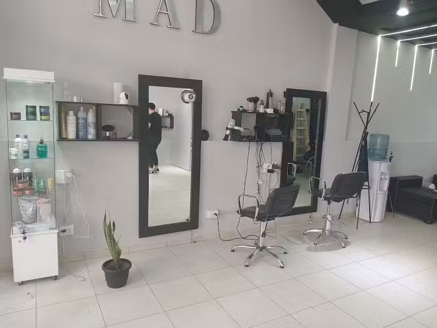 MAD BARBERSHOP