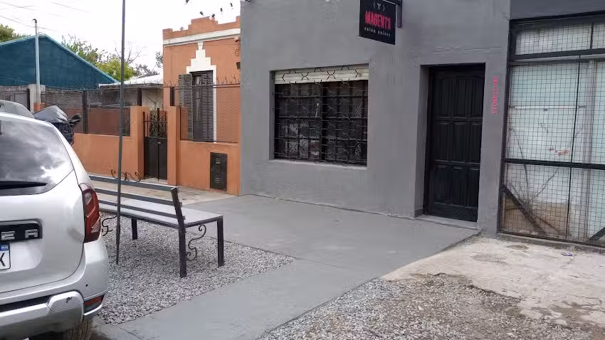 MAGENTA sal&oacute;n unisex