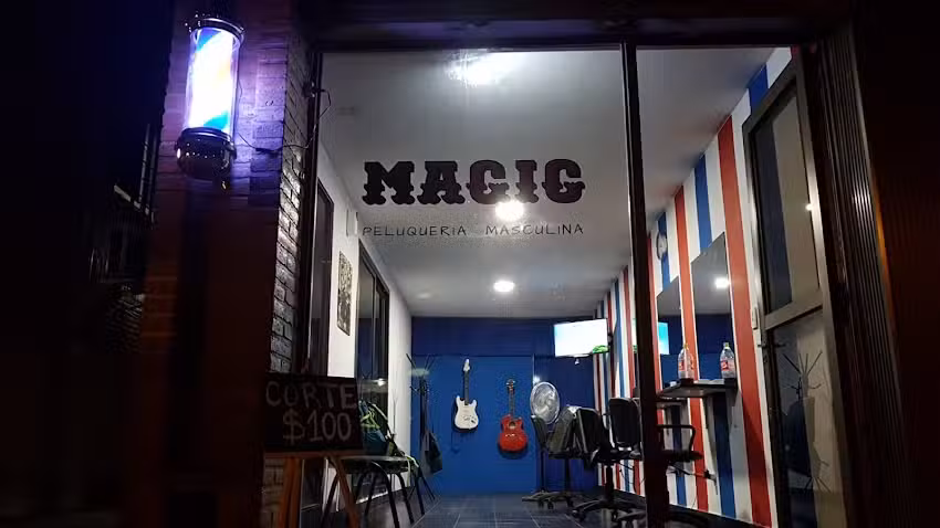 MAGIC BARBERIA Y PELUQUERIA
