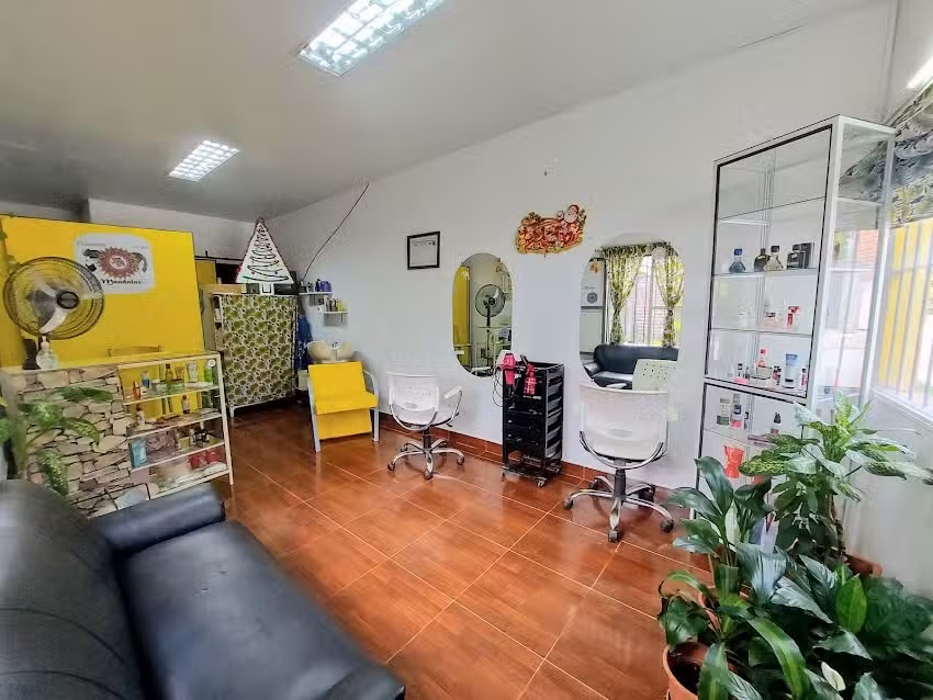 MANDALAS PELUQUER&Iacute;A UNISEX