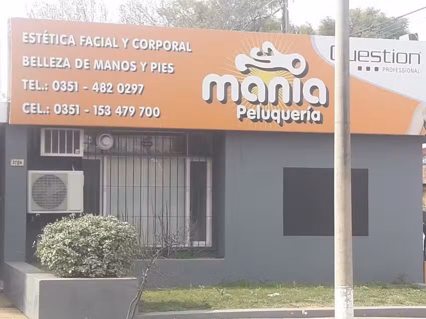 Man&iacute;a