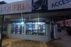 Mara, Peluqueria & Accesorios