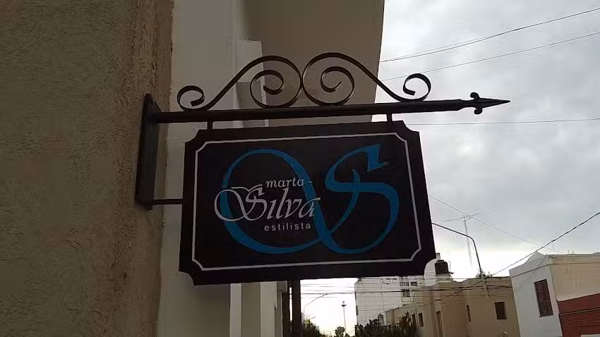 Marta Silva Sal&oacute;n Unisex